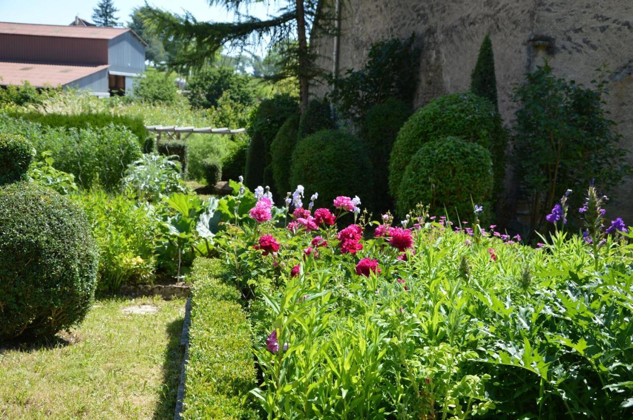 Hotel La Ferme Aux Glycines Aillevans Exterior foto